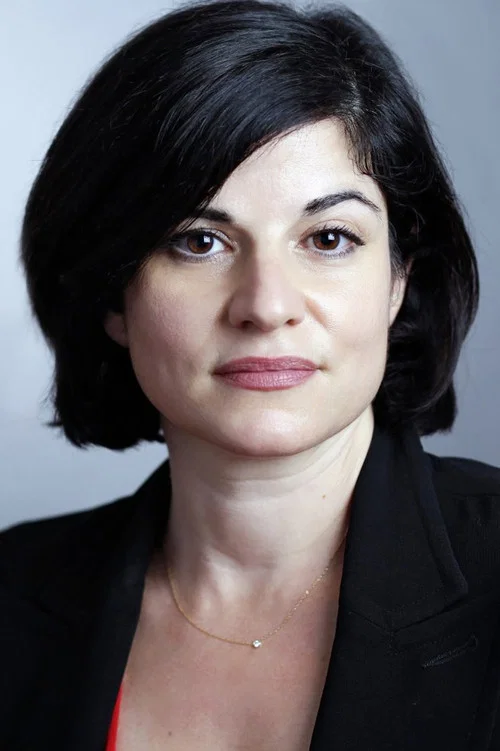 Photo of Lynn Adrianna