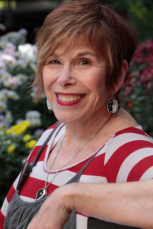 Photo of Mona Marshall