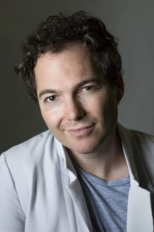 Photo of Justin Shenkarow