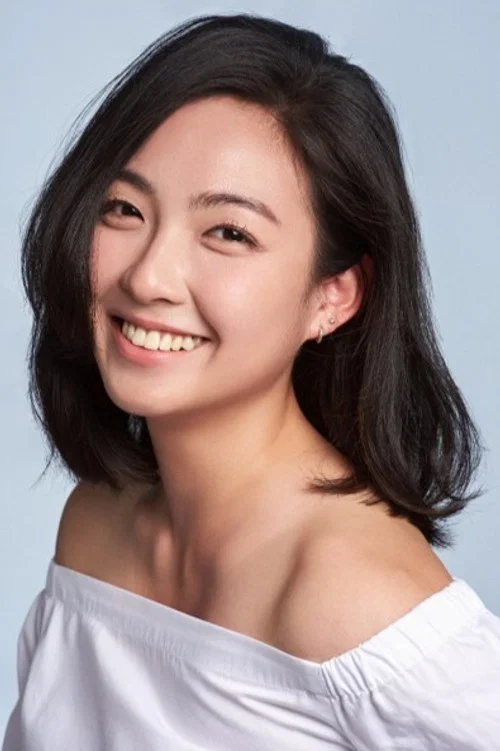 Photo of Sharon Huang