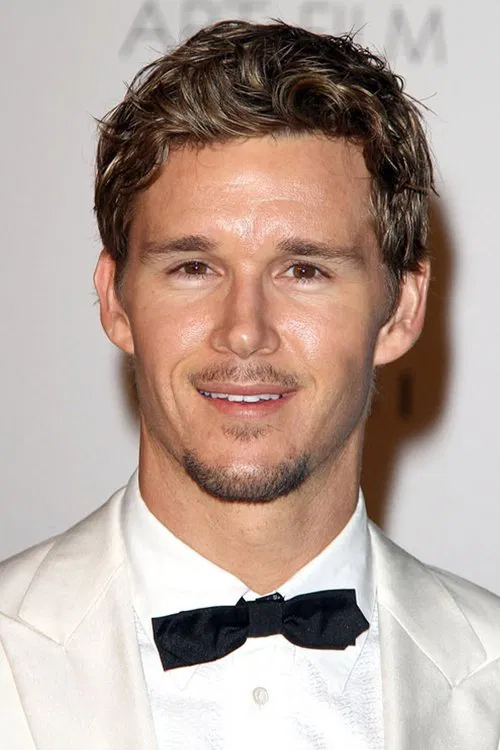 Photo of Ryan Kwanten