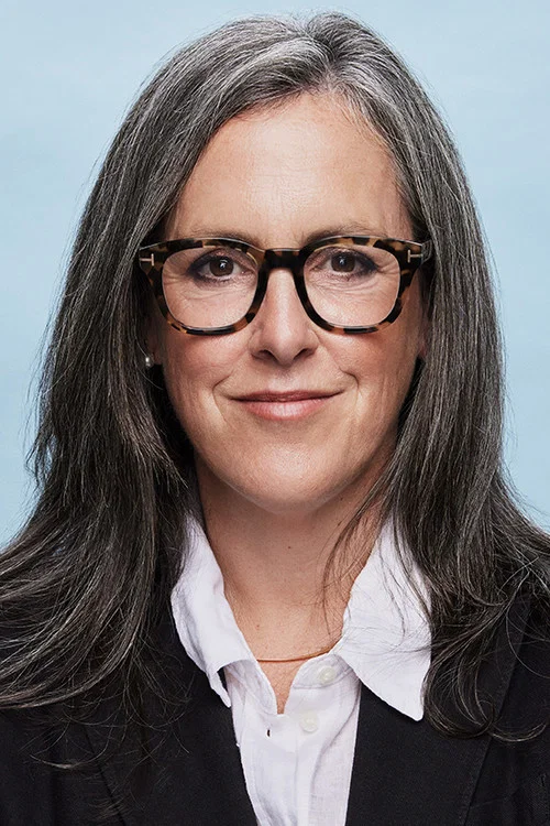 Photo of Emma Thomas