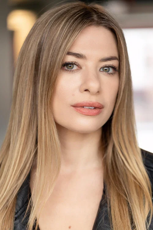 Photo of Llana Barron