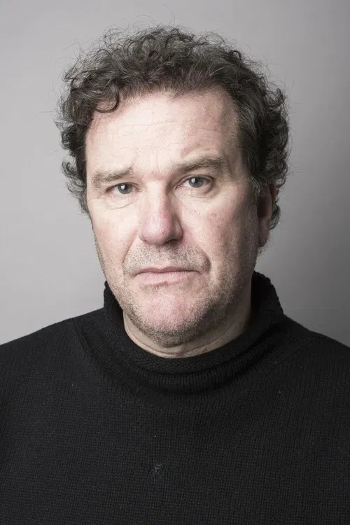 Photo of Douglas Hodge