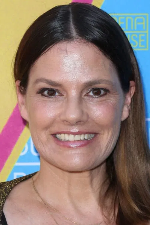 Photo of Suzanne Cryer
