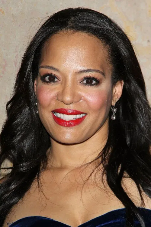 Photo of Luna Lauren Vélez