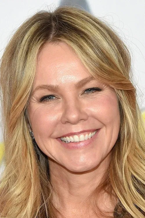 Photo of Andrea Roth