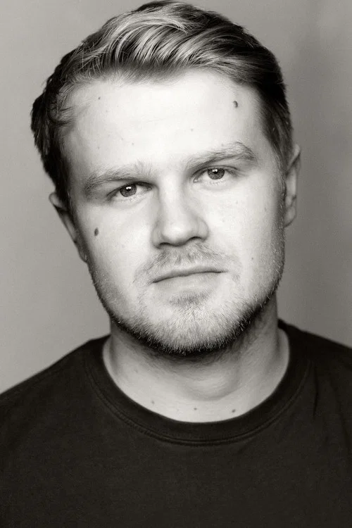 Photo of Elliot Baxter