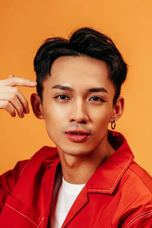 Photo of Aaron Hong