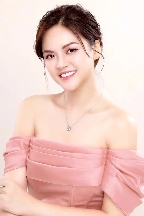 Photo of Thu Quỳnh