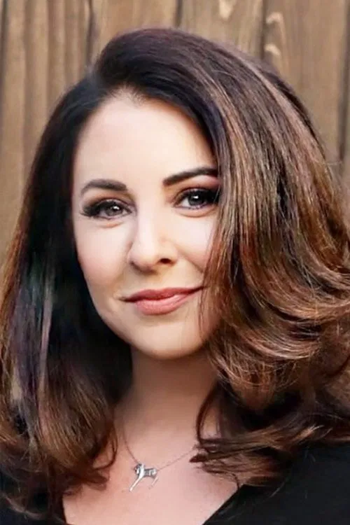 Photo of Michelle Ruff