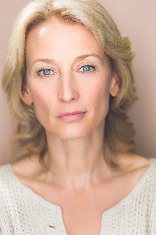 Photo of Carrie Paff
