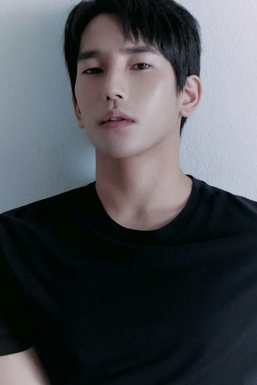 Photo of Yuk Jun-seo