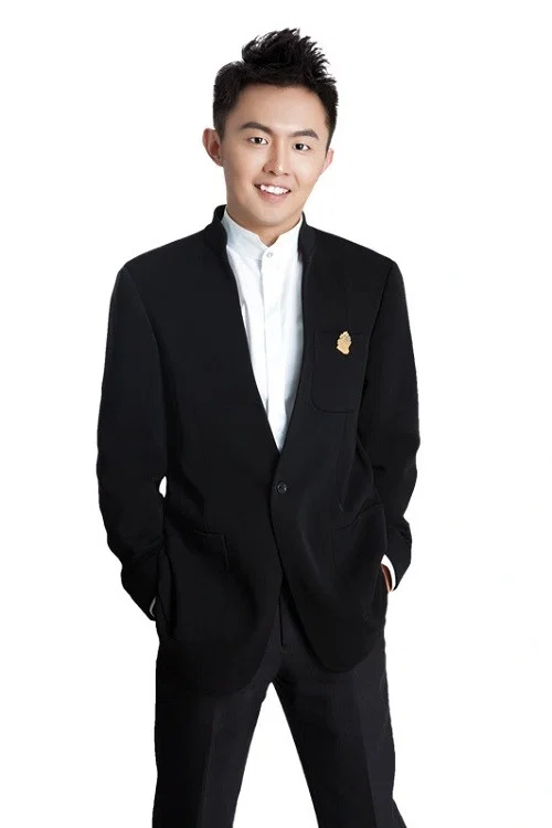 Photo of Liang Zhi