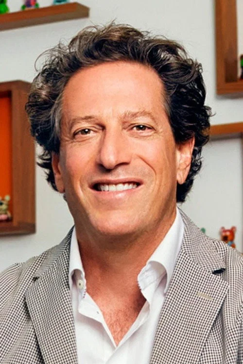 Photo of Andrew Millstein
