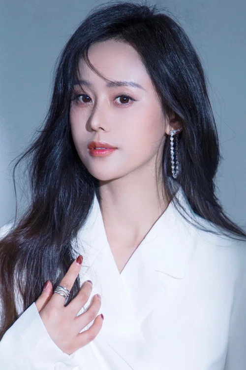 Photo of Elisa Ye