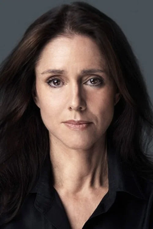 Photo of Julie Taymor