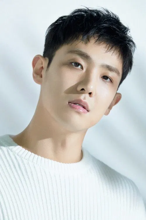 Photo of Lee Joon