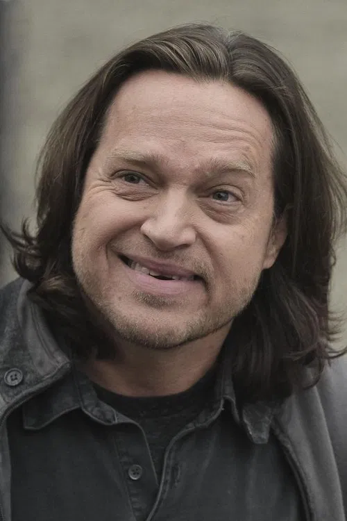 Photo of Rob Campbell