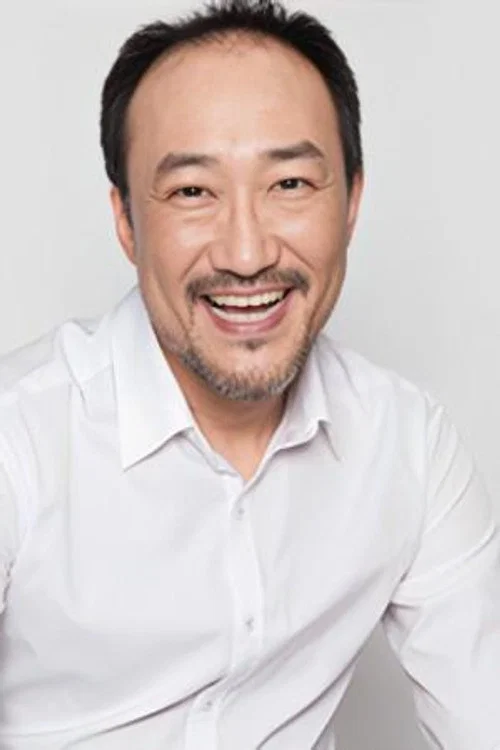 Photo of Lee Dong-hee