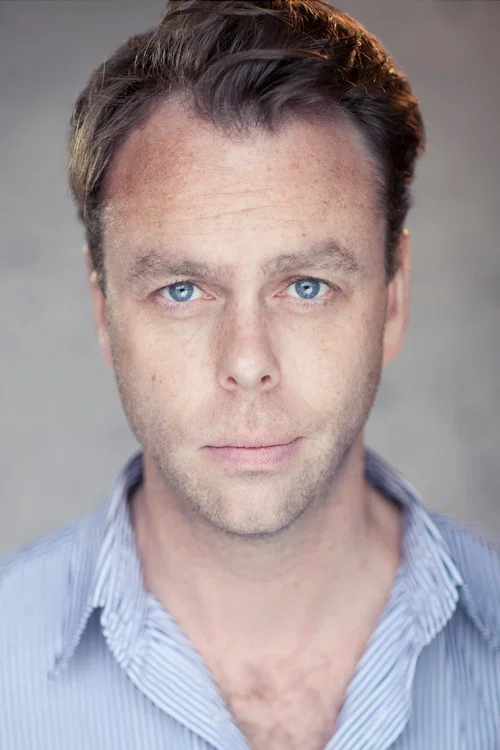 Photo of Bruce Mackinnon