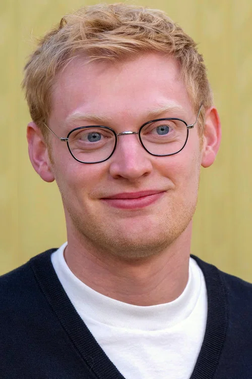 Photo of Curry Barker