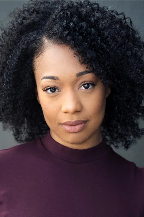 Photo of Nicole Chapman