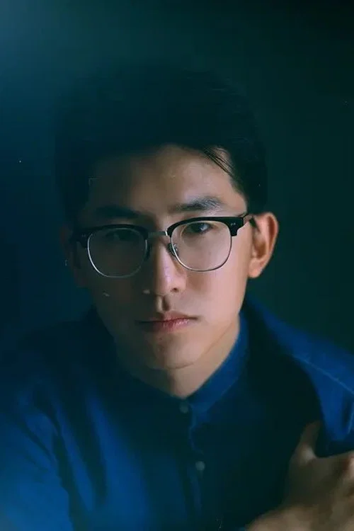 Photo of Yizhou Xu