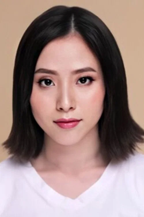 Photo of Linh Mai