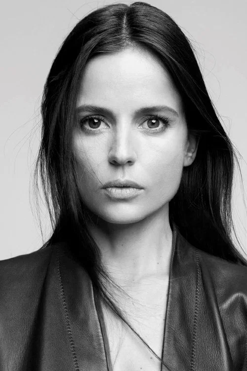 Photo of Elena Anaya