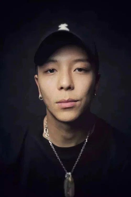 Photo of Jingxing Huang