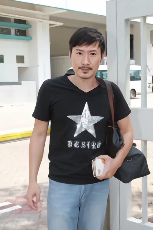 Photo of Lee Man-Biu
