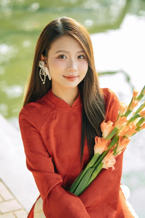 Photo of Chang Mây