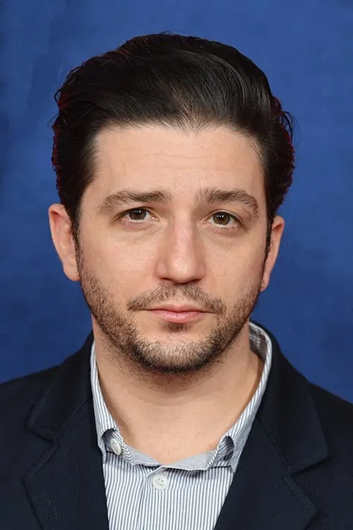 Photo of John Magaro