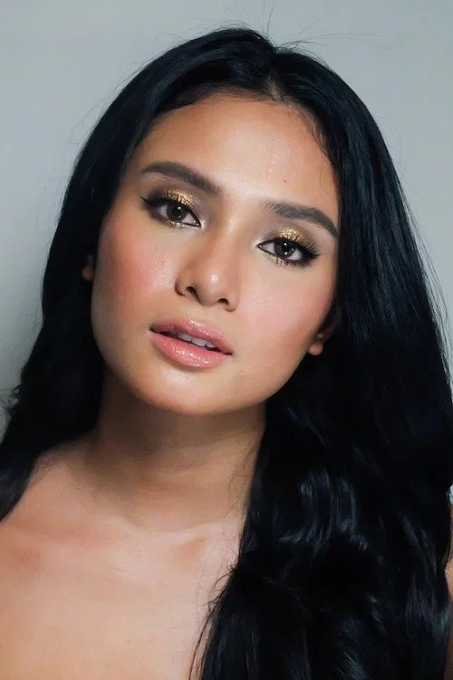 Photo of Klea Pineda