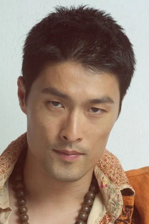 Photo of Johnny Tri Nguyen