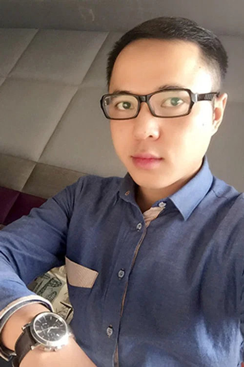 Photo of Huaiwu Zhang