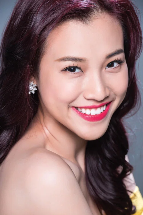 Photo of Hoàng Oanh