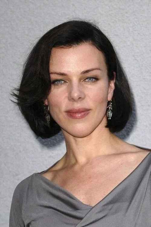 Photo of Debi Mazar