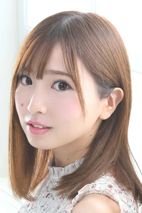 Photo of Ayumi Mano
