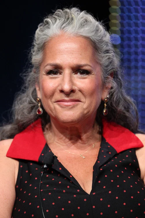 Photo of Marta Kauffman