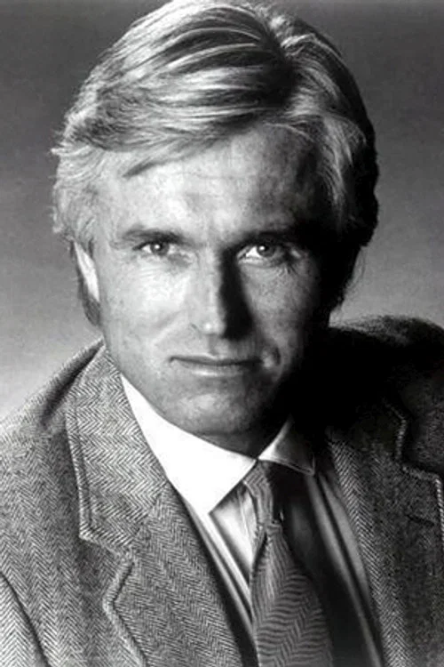 Photo of Dennis Holahan