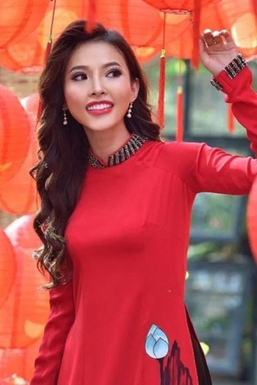 Photo of Tuyết Trinh