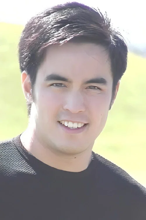 Photo of Onemig Bondoc