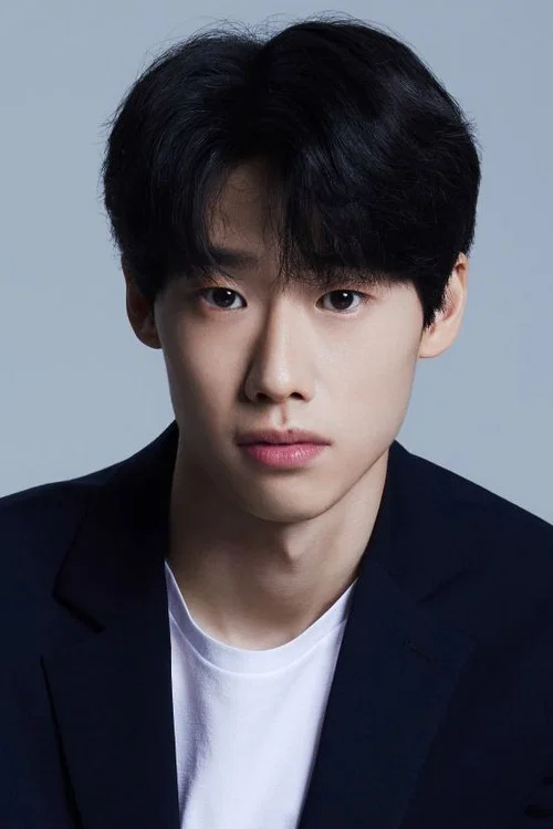 Photo of Kim Min