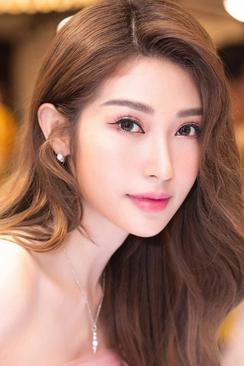 Photo of Khổng Tú Quỳnh