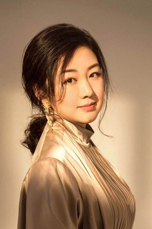 Photo of Yiqun Jia