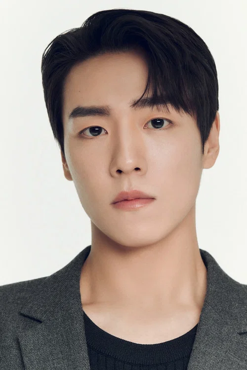 Photo of Lee Hyun-woo
