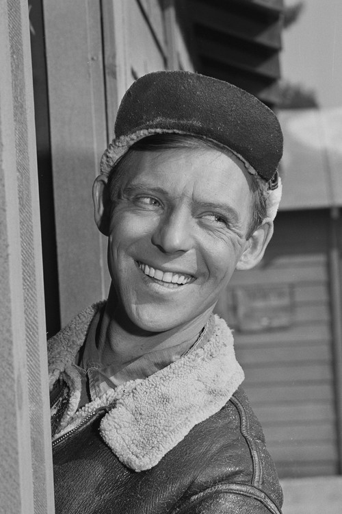 Photo of Larry Hovis