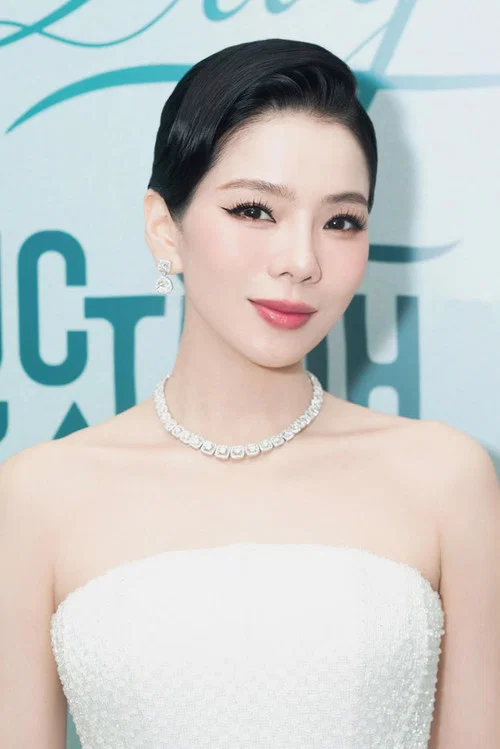 Photo of Lệ Quyên